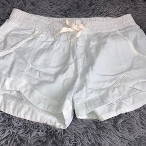 Billabong, women’s M, light blue